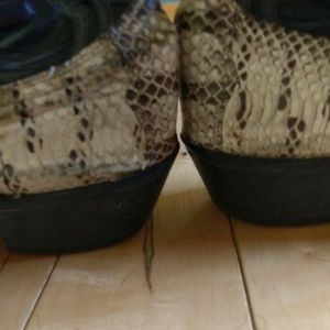 Men  snake skin cowboy boots